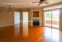 Building Photo - 4950 Brenman Park Dr