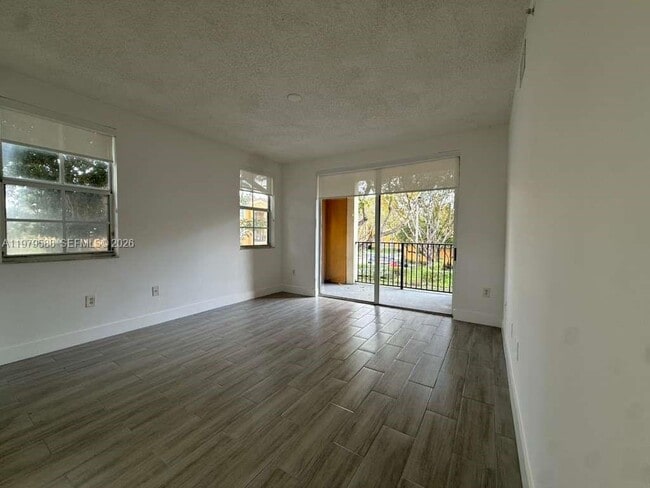 Building Photo - 2440 E Preserve Way