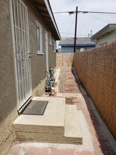 Building Photo - 16516 Firmona Ave