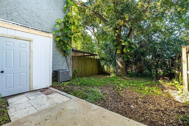 Building Photo - 2517 E Stanley Matthew Cir