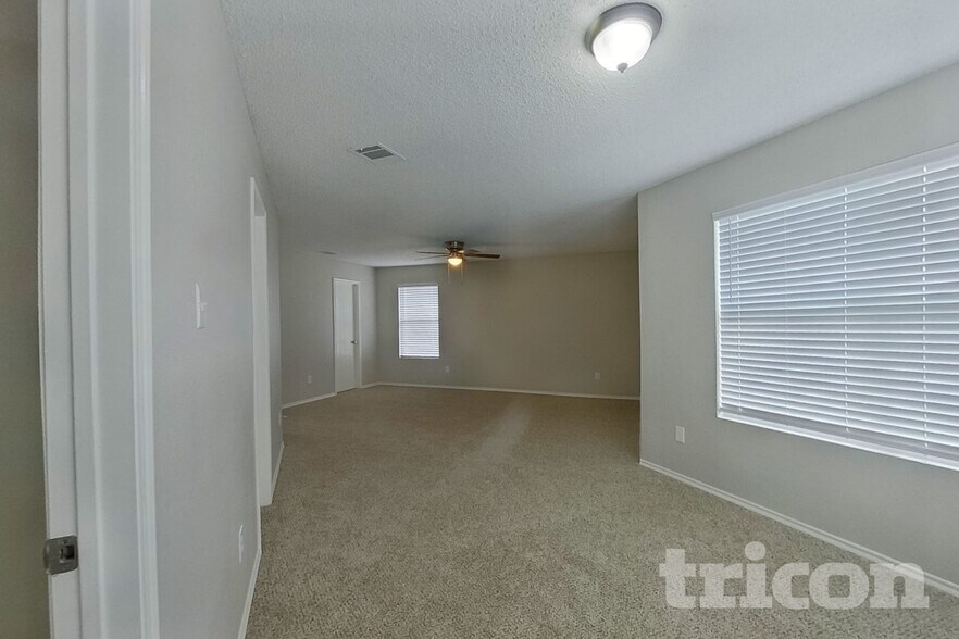 Building Photo - 6209 Winnebago Ct