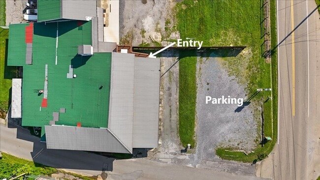 Building Photo - 102 Bacon Rd