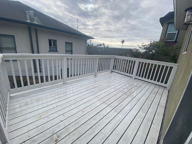 Building Photo - 4252 Cleveland Ave