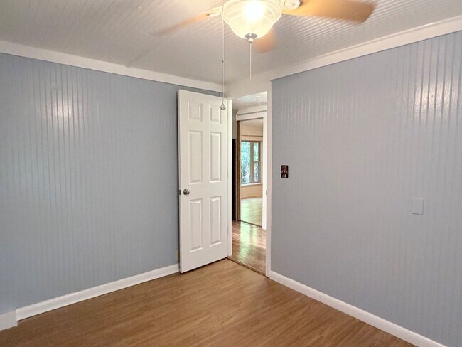 Building Photo - Live Surrounded by Nature | 3 Bedroom Home on 27 Private Acres in Saluda