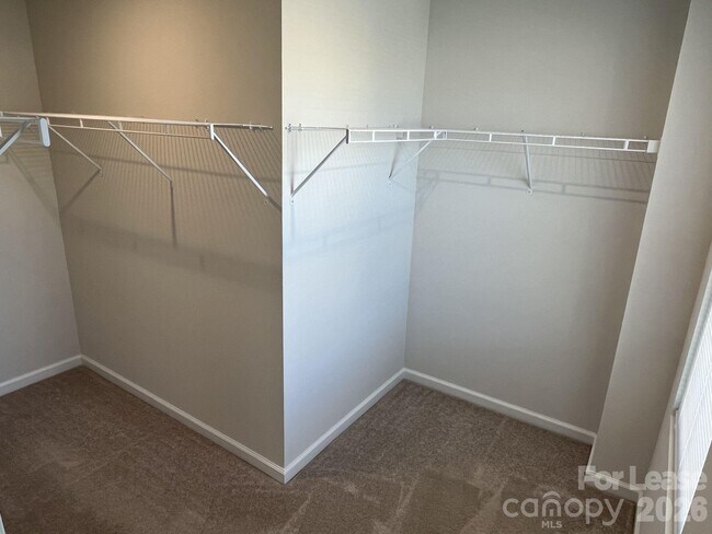 Building Photo - 4320 Bowline Dr