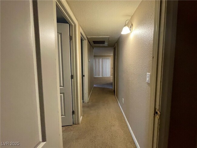 Building Photo - 9325 W Desert Inn Rd