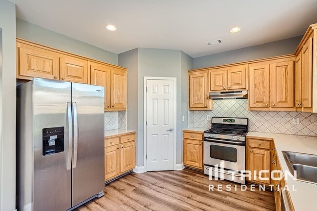 Building Photo - 1265 Leisure Lake Dr