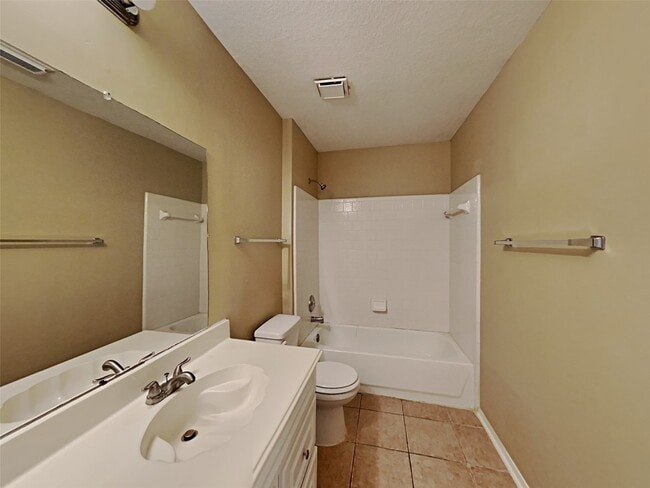 Building Photo - 2903 Linda Dr