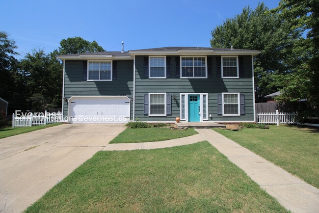 Primary Photo - 1604 S Kalanchoe Ave W
