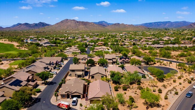 Building Photo - Well maintained 3 bedroom home in Cave Creek AZ - Available Today!