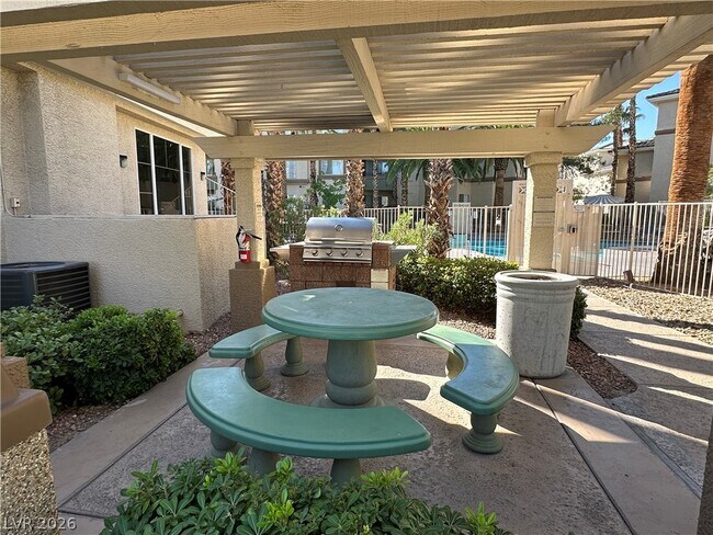 Building Photo - 7189 S Durango Dr