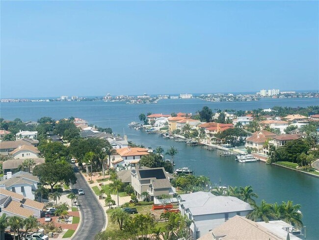 Building Photo - 5950 Pelican Bay Plaza S