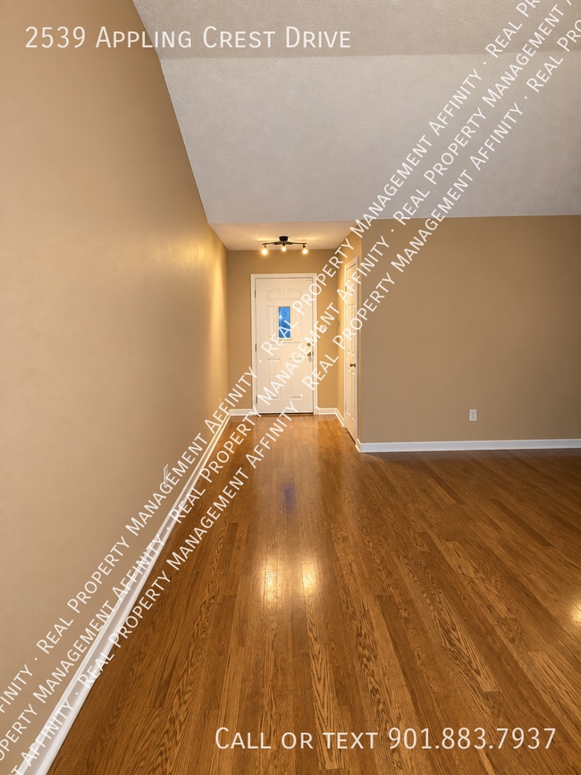 Building Photo - 2539 Appling Crest Dr