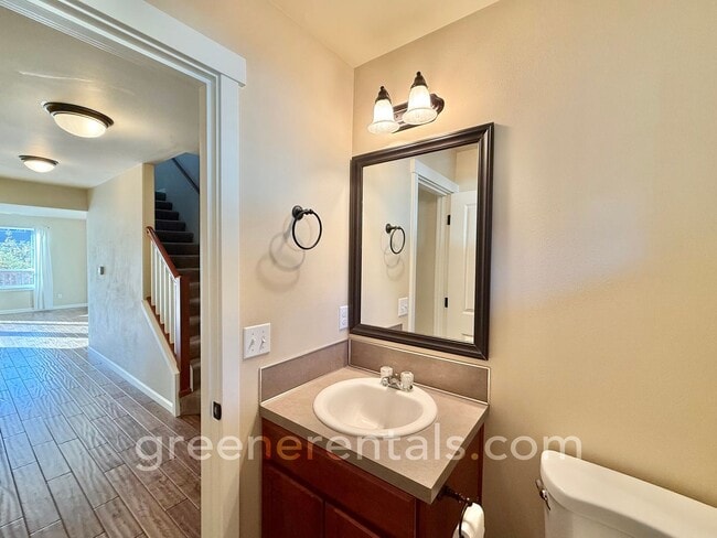 Building Photo - 3BR/2.5BA Home in Quiet Tumwater Neighborhood
