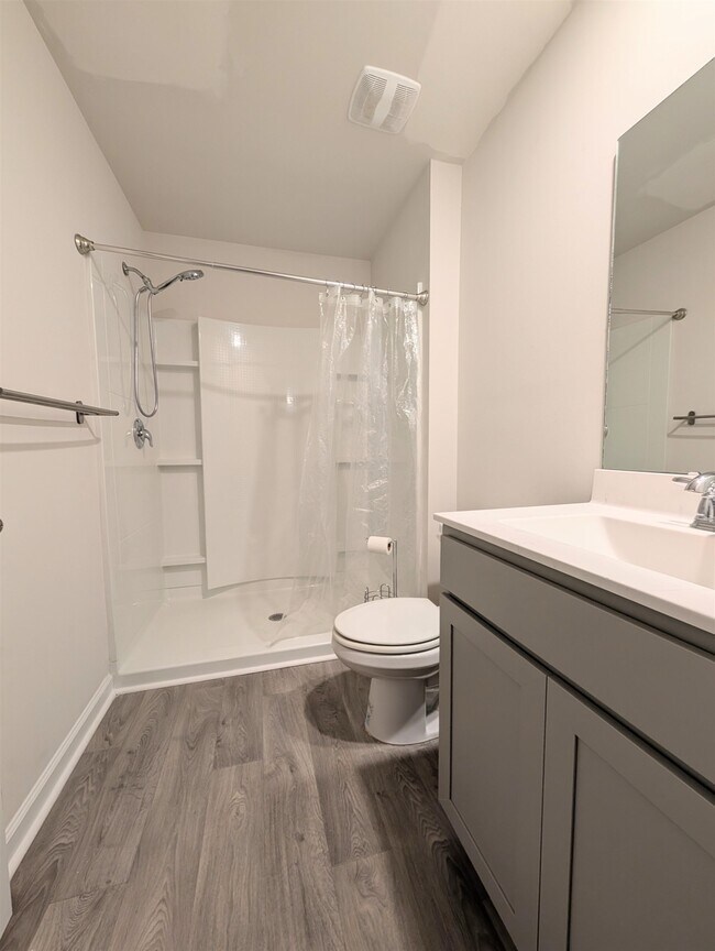 Building Photo - 851 Woodland Farms Cir