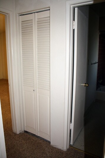 Hall Closet - 4607 Plaza Ln