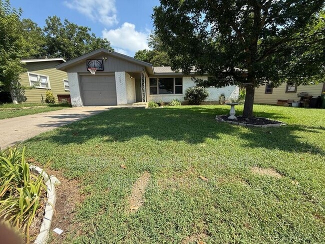 Primary Photo - 107 Hilltop Dr