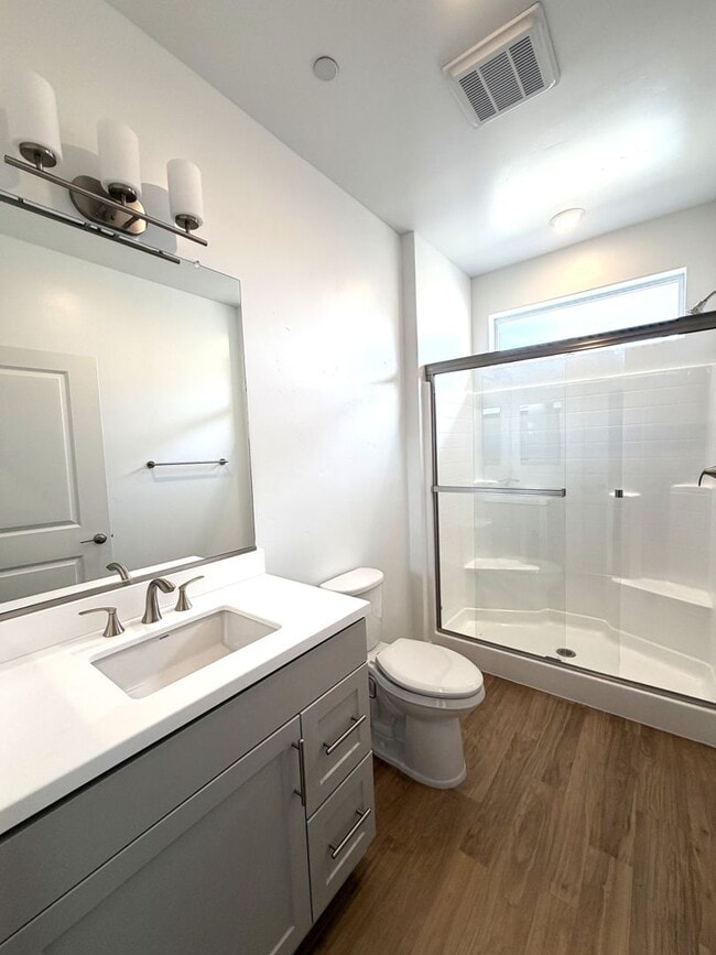 Building Photo - Brand New Construction in River Terrace Development!