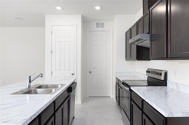 Building Photo - 2789 89th St Cir E