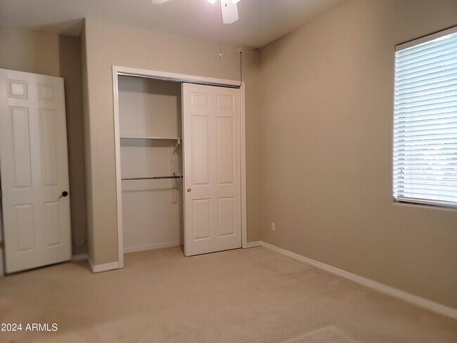 Building Photo - 2461 W Marlin Dr