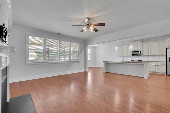 Building Photo - 56 Addison Woods Dr