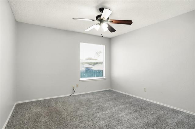 Building Photo - 6720 Crestmont Ct