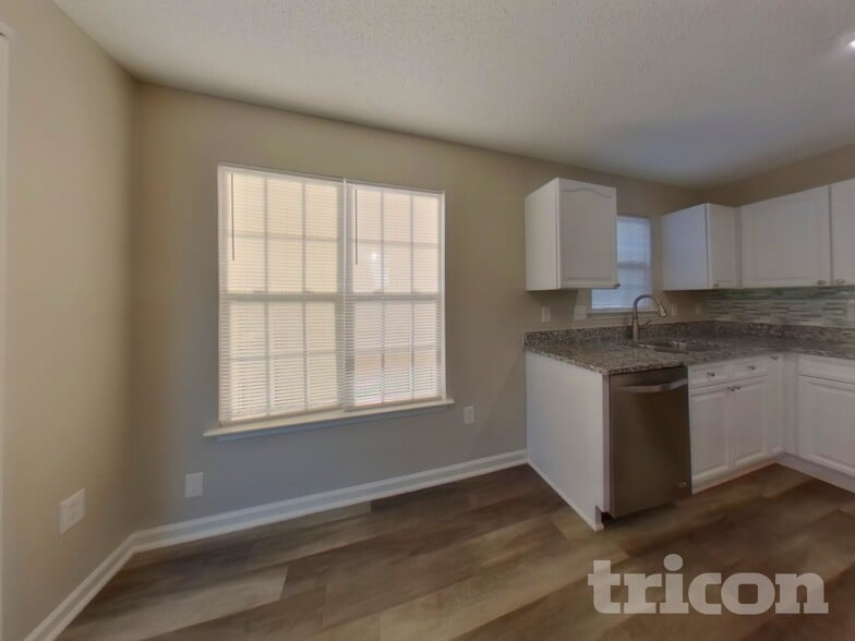 Building Photo - 1041 Counselors Dr