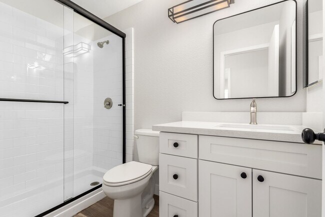 Building Photo - Beautifully Updated 3-Bedroom Home in Prem...