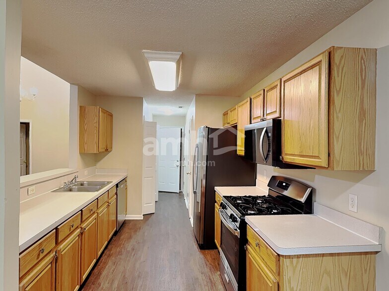 Building Photo - 4604 Young Deer Dr