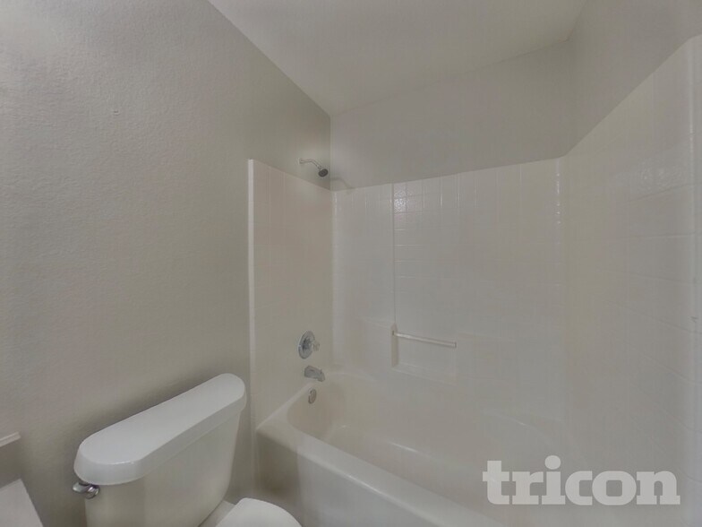 Building Photo - 4703 Topaz Ln