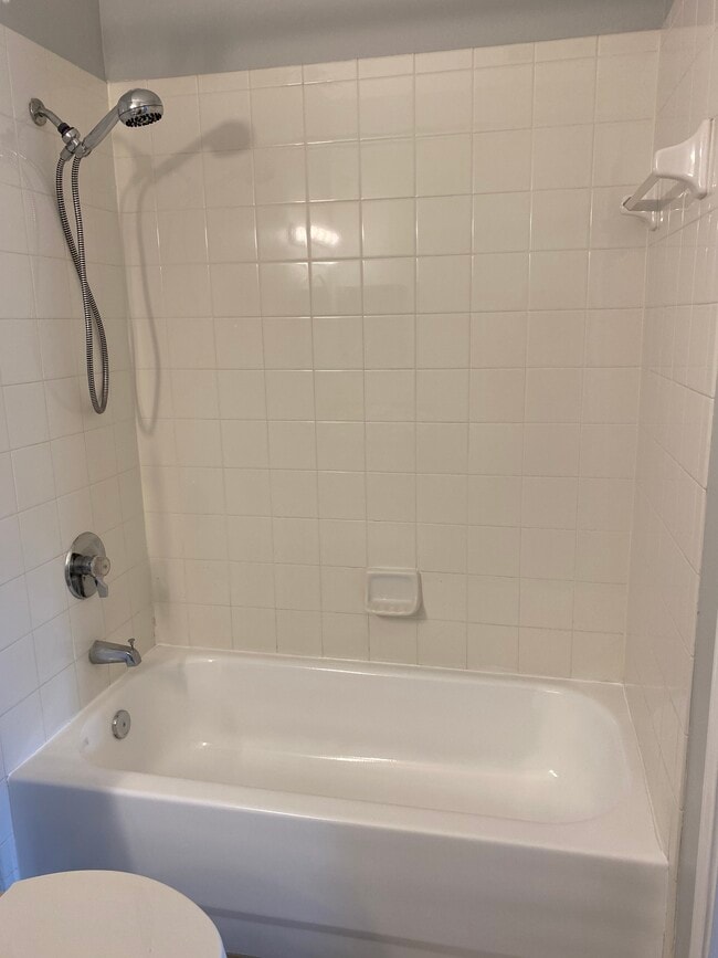 Building Photo - 2279 Portofino Pl