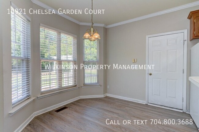Building Photo - 10921 Chelsea Garden Ct