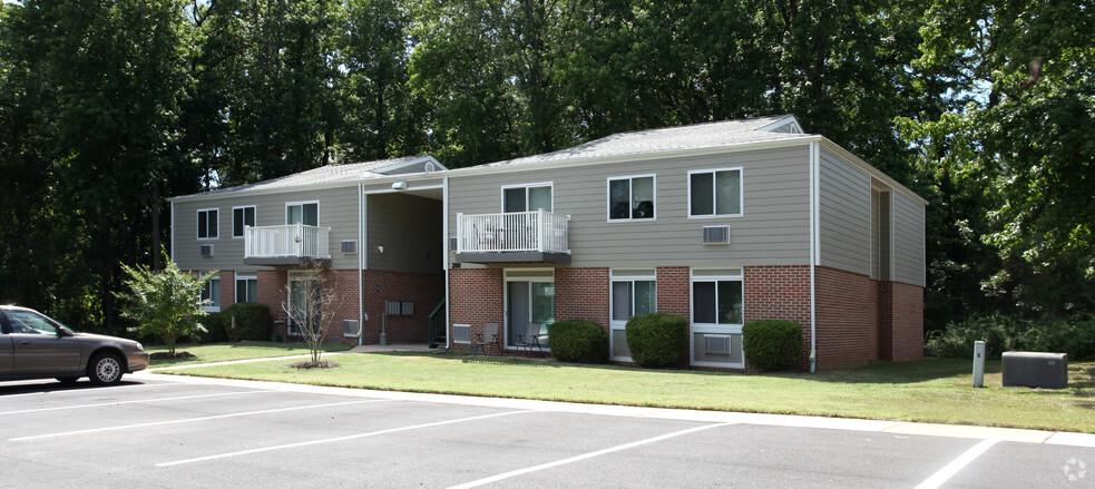 Building Photo - Concord Apartments-Income Restricted