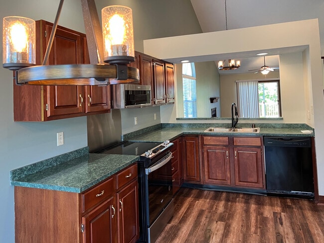 Building Photo - 3573 Forest Spring Ct