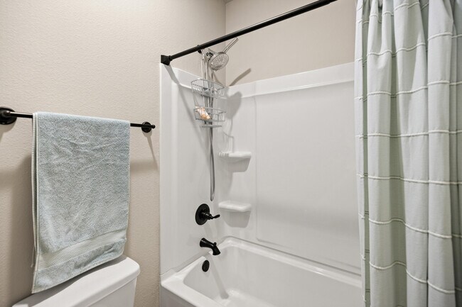 Building Photo - 212 Blaze Blvd