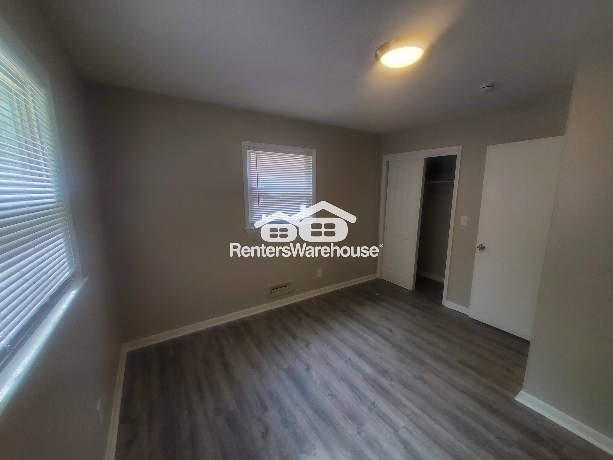 Building Photo - 5854 N 64th St