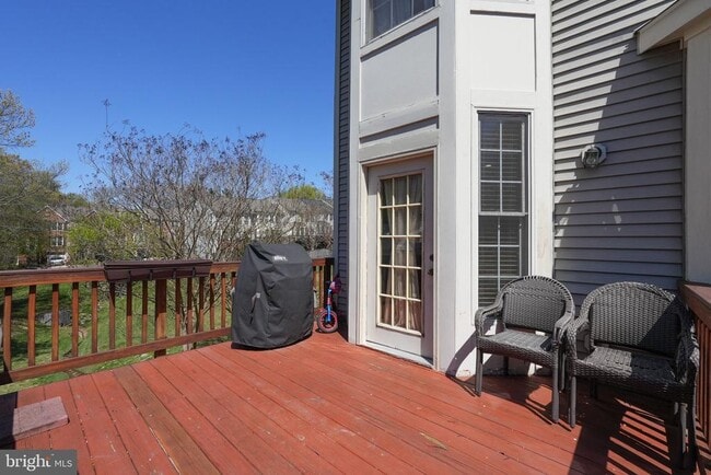 Building Photo - 8010 Readington Ct