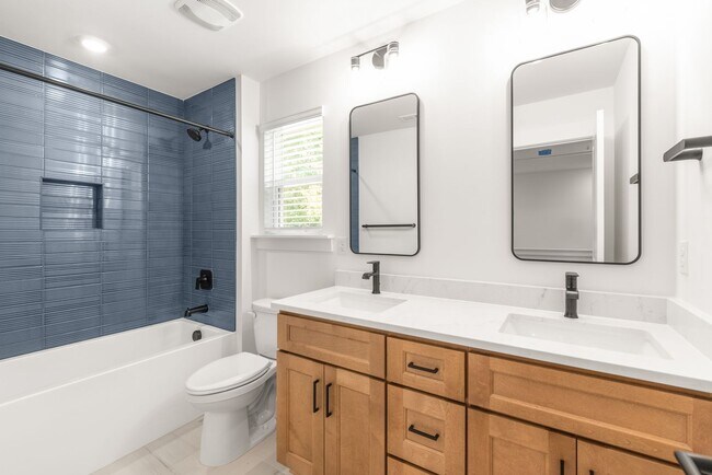 Building Photo - Bright & Modern New Construction Townhome