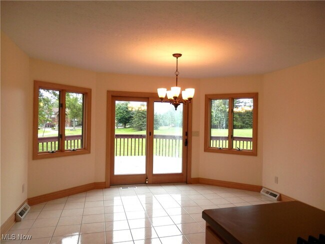 Building Photo - 311 Miner Rd