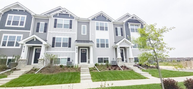 Building Photo - 8746 Clover Ln