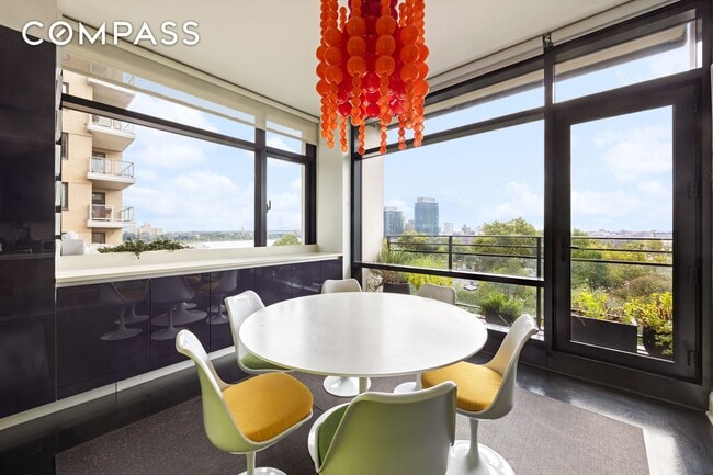 Building Photo - 170 East End Ave