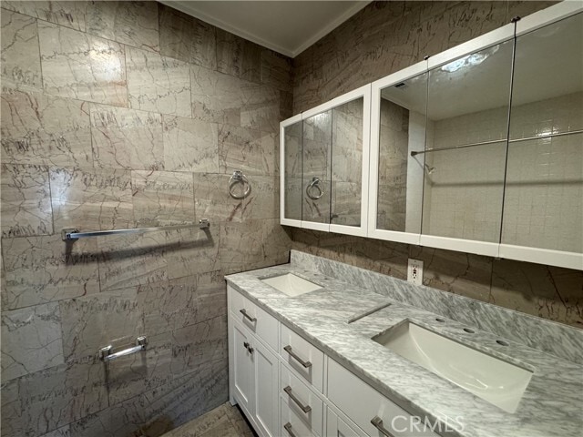 Building Photo - 4339 W 178th St