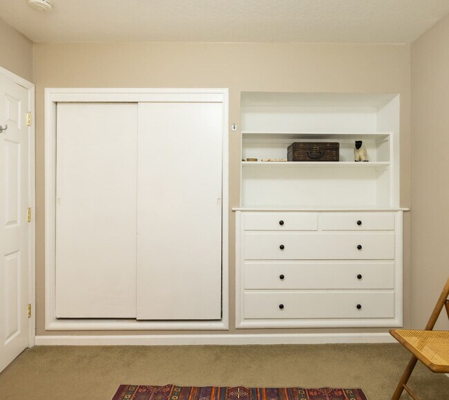 Building Photo - 611 Rheem Blvd