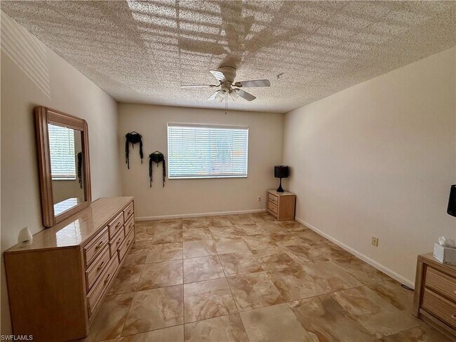 Building Photo - 1265 Wildwood Lakes Blvd