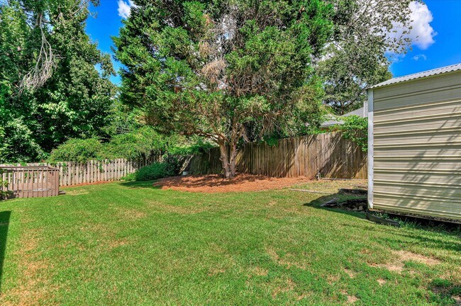 Building Photo - 4655 Wellington Ct
