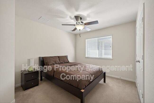 Building Photo - 147 Brook View