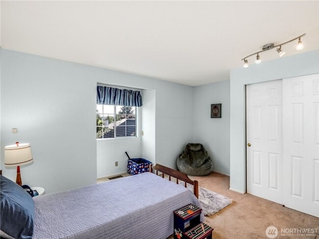 Building Photo - 3bd/2.5ba Woodinville House