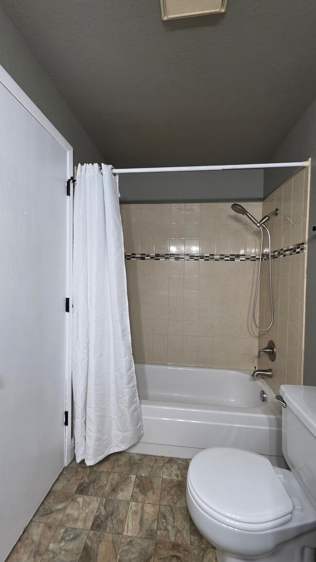 Building Photo - 3268 Beatty Cir