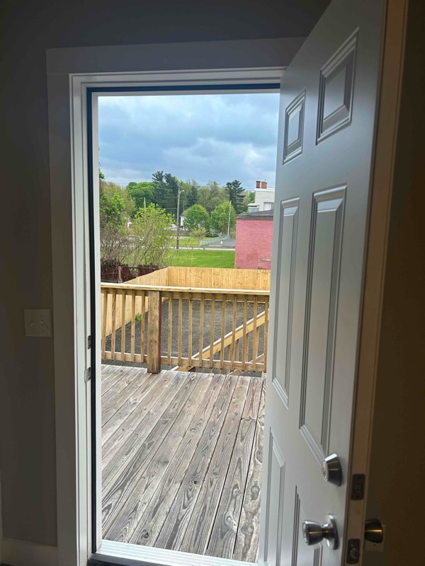 Building Photo - 523 W 17th St