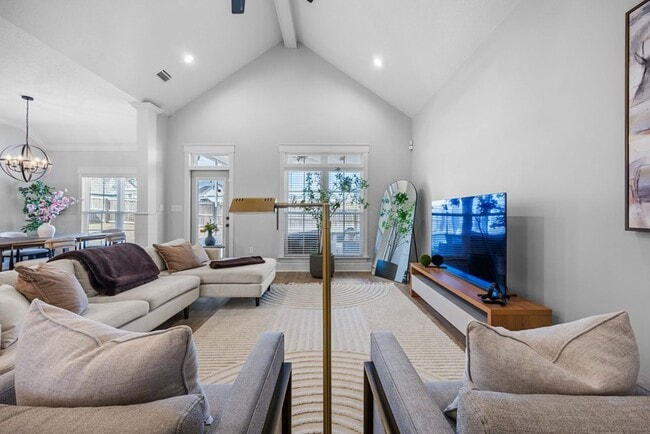 Building Photo - 4953 Hatfield Cir